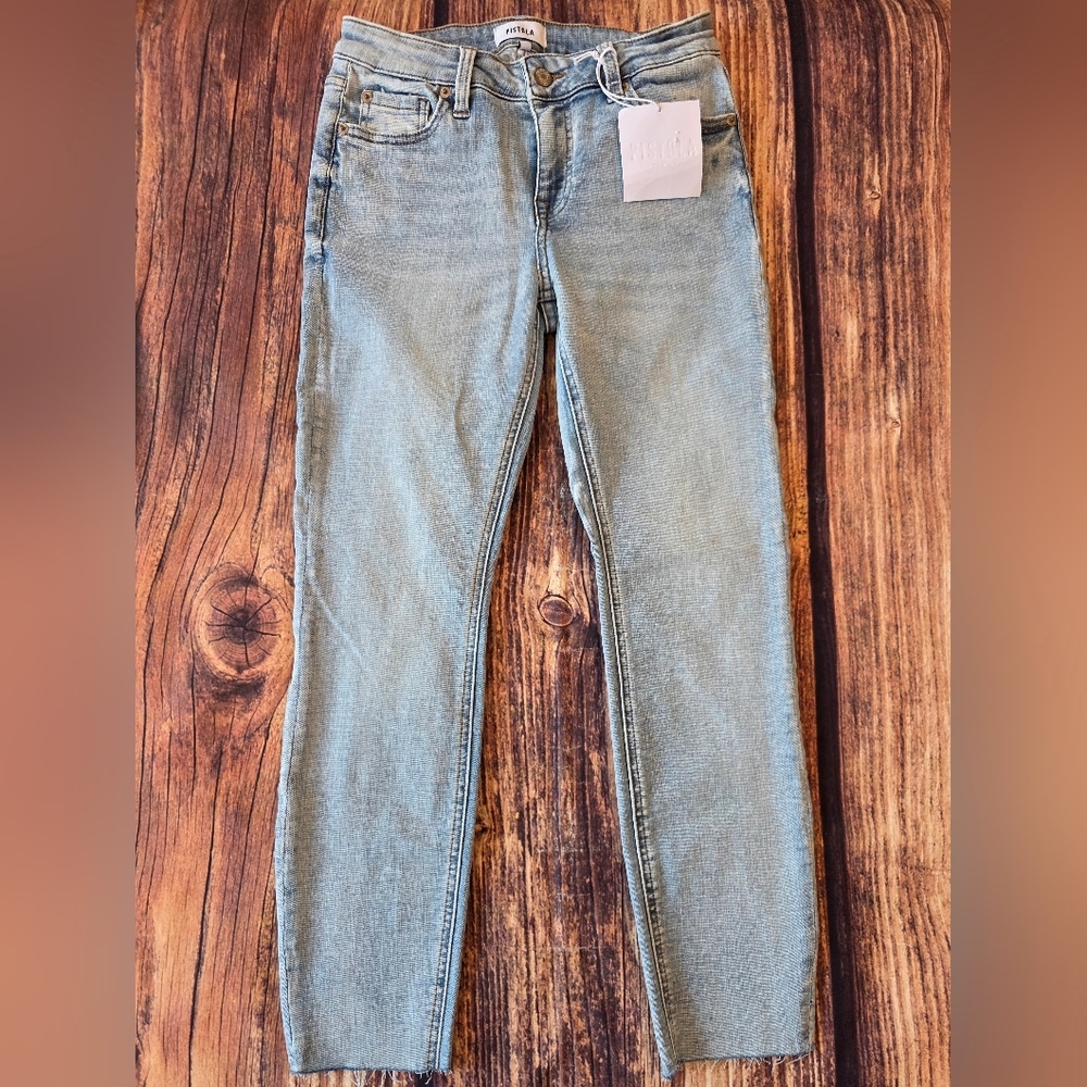 Pistola Women Size 26 Jeans Skinny Raw Hem Light Wash Mid Rise Ankle Length